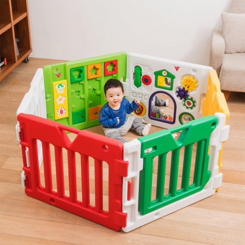 The Very Hungry Caterpillar Play Yard